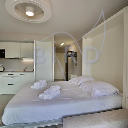 Feet In The Water Friendly Cozy And Unique Apartmán