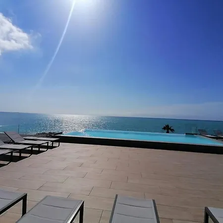 公寓 Feet In The Water Friendly Cozy And Unique 卢贝新城